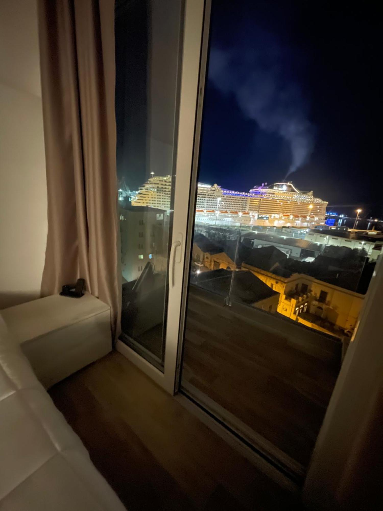 Palermo Inn Marina Exclusive View Esterno foto