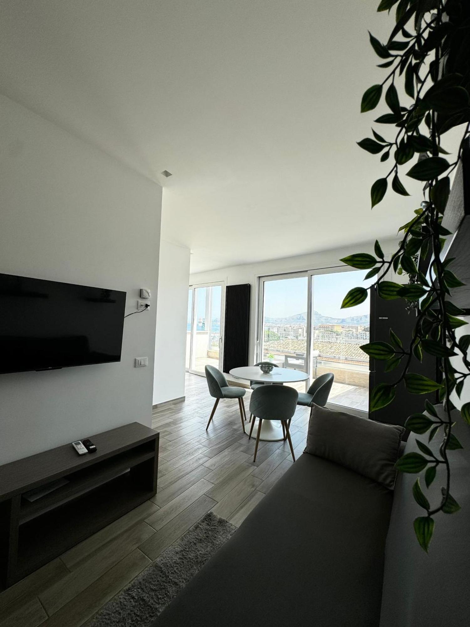Palermo Inn Marina Exclusive View Esterno foto