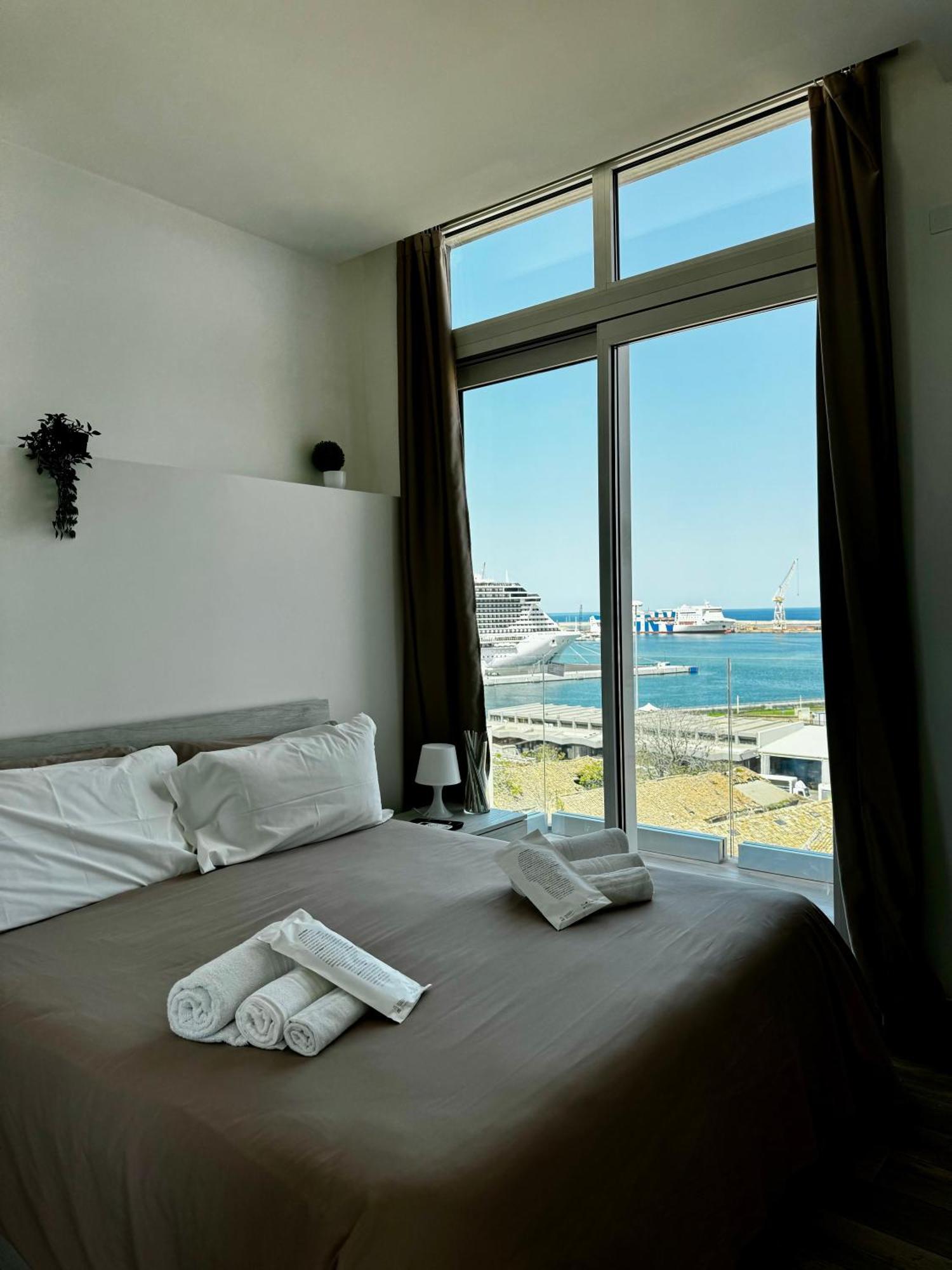Palermo Inn Marina Exclusive View Esterno foto